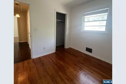 18 McKinley Place, Bergenfield, NJ 07621 - Photo 11