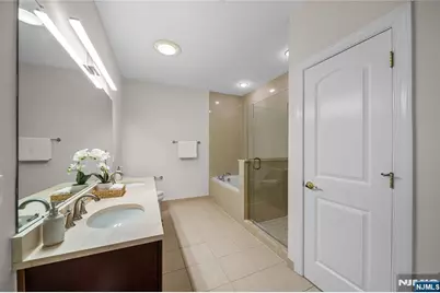 1415 Windsor Park Court 415 #415, Englewood, NJ 07631 - Photo 17