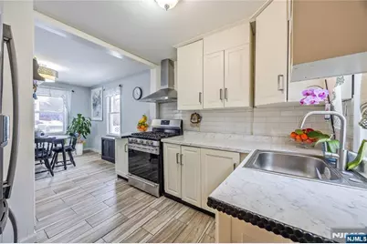 271 Forest Avenue, Englewood, NJ 07631 - Photo 5