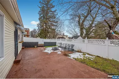 271 Forest Avenue, Englewood, NJ 07631 - Photo 21