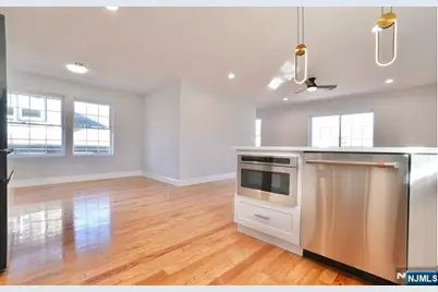 236-238 Keer Avenue, Newark, NJ 07112 - Photo 9