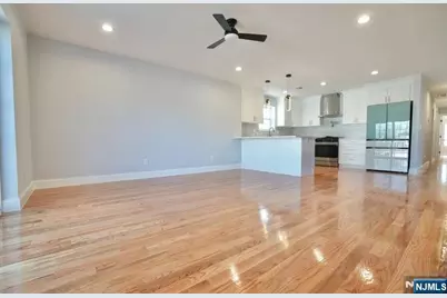 236-238 Keer Avenue, Newark, NJ 07112 - Photo 7