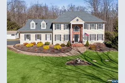 7 Robin Court, Chester, NJ 07930 - Photo 1