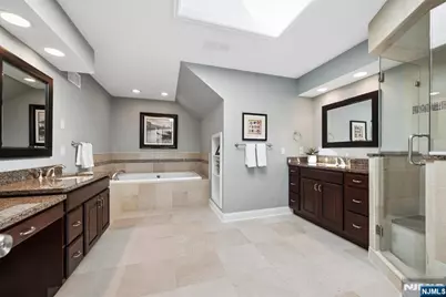 7 Robin Court, Chester, NJ 07930 - Photo 25