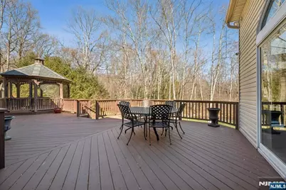 7 Robin Court, Chester, NJ 07930 - Photo 19