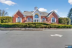 215 Barringer Dr 2088, Nutley, NJ 07110 - Photo 25