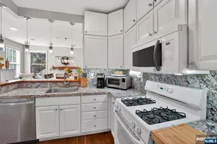 215 Barringer Dr 2088, Nutley, NJ 07110 - Photo 5