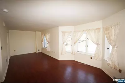 203 Nelson Court O203 #O203, Edgewater, NJ 07020 - Photo 3