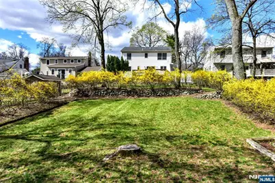 16 Wilson Terrace, Waldwick, NJ 07463 - Photo 25