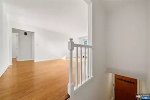 201 Oakdene Pl C2, Cliffside Park, NJ 07010 - Photo 3