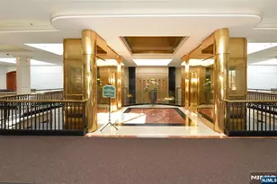 100 Carlyle Dr 7K-S, Cliffside Park, NJ 07010 - Photo 7