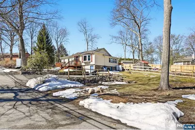 42 Woodside Drive, West Milford, NJ 07480 - Photo 31