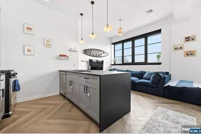 142 Charles Street 403 #403, Jersey City, NJ 07307 - Photo 1