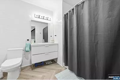 142 Charles Street 403 #403, Jersey City, NJ 07307 - Photo 9