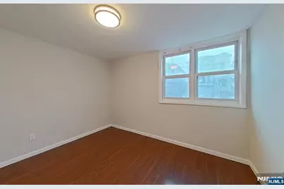 10 Fleming Avenue, Newark, NJ 07105 - Photo 11