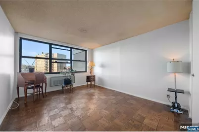 7004 Boulevard East 25A #25A, Guttenberg, NJ 07093 - Photo 17