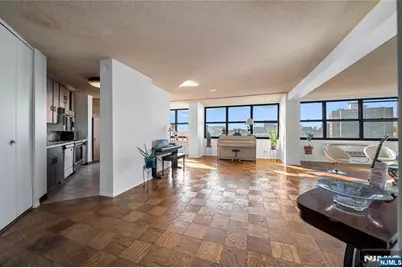 7004 Boulevard East 25A #25A, Guttenberg, NJ 07093 - Photo 3