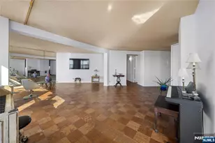 7004 Blvd East 25A, Guttenberg, NJ 07093 - Photo 7