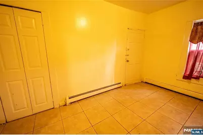 580 Hunterdon Street, Newark, NJ 07108 - Photo 11