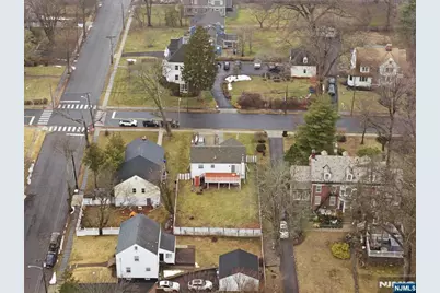 674 Berkeley Avenue, Orange, NJ 07050 - Photo 7