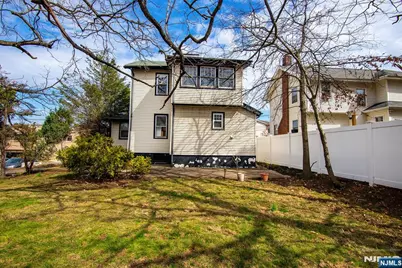 960 Maple, Ridgefield, NJ 07657 - Photo 7