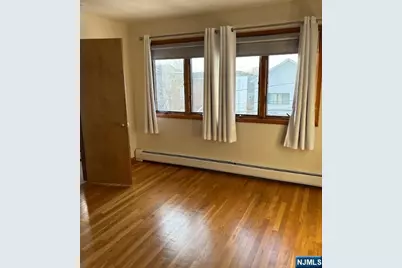 2417 Camner Street B #B, Fort Lee, NJ 07024 - Photo 9