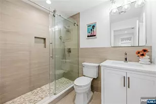 16 Stephen St, Montclair, NJ 07042 - Photo 31