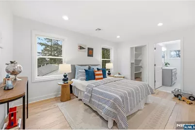 16 Stephen Street, Montclair, NJ 07042 - Photo 31