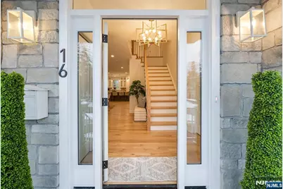 16 Stephen Street, Montclair, NJ 07042 - Photo 3