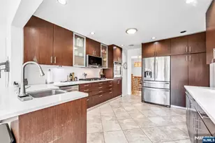 408 Chelsea St, Paramus, NJ 07652 - Photo 15