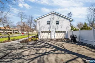 408 Chelsea St, Paramus, NJ 07652 - Photo 49