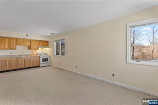 146 Main Street 3, Bloomingdale, NJ 07403 - Photo 5