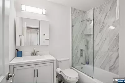 1530 Palisade Avenue 8M #8M, Fort Lee, NJ 07024 - Photo 15