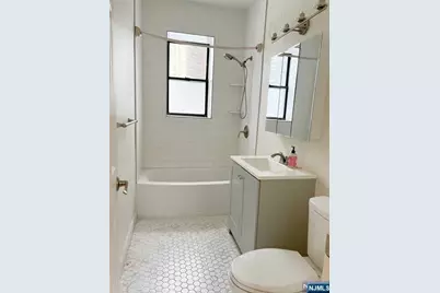 6114 Highland Place 3G #3G, West New York, NJ 07093 - Photo 5