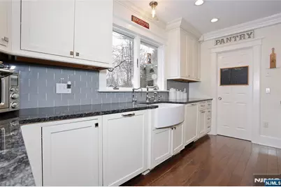 340 Fairway Road, Ridgewood, NJ 07450 - Photo 11