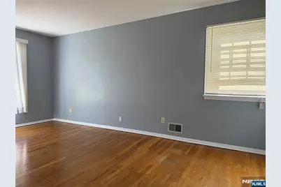 39 Franklin 2 #2, Tenafly, NJ 07670 - Photo 13