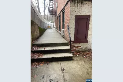 303 Hamilton Avenue Bas 1 #Bas 1, Hackensack, NJ 07601 - Photo 9