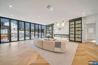 11 Roberts Road, Englewood Cliffs, NJ 07632 - Photo 9