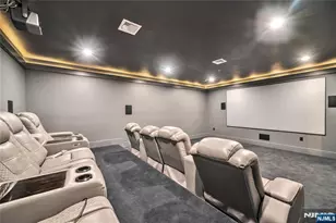 11 Roberts Rd, Englewood Cliffs, NJ 07632 - Photo 37