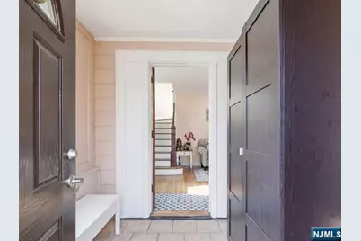 166 Summit Cross, Rutherford, NJ 07070 - Photo 3