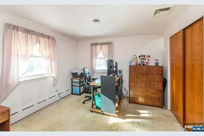 63 Chestnut Drive, Wayne, NJ 07470 - Photo 23