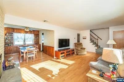 63 Chestnut Drive, Wayne, NJ 07470 - Photo 9