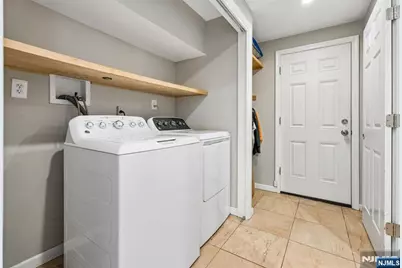 36 Williamsburg Drive, Roseland, NJ 07068 - Photo 19