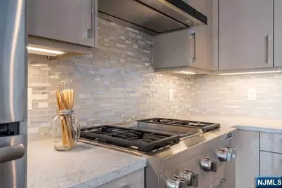 100 Eton Row 604 #604, Weehawken, NJ 07086 - Photo 9