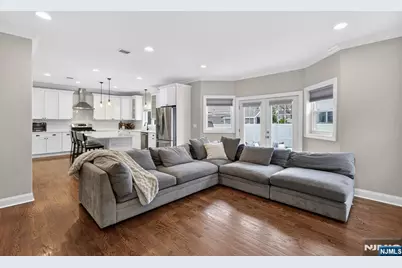 269 Adams Avenue, River Edge, NJ 07661 - Photo 9