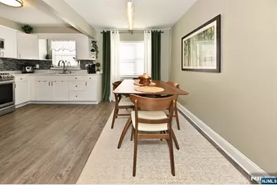 483 Colonial Terrace 9 #9, Hackensack, NJ 07601 - Photo 5