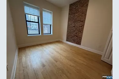 84 Van Wagenen Avenue 2R #2R, Jersey City, NJ 07306 - Photo 7