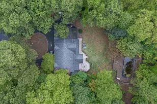 240 Ottowa Ln, Franklin Lakes, NJ 07417 - Photo 19