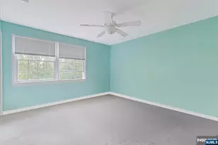 240 Ottowa Ln, Franklin Lakes, NJ 07417 - Photo 13