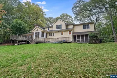 240 Ottowa Lane, Franklin Lakes, NJ 07417 - Photo 27